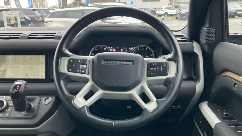 Land Rover Defender 3.0 D250 SE 110 5dr Auto [7 Seat] Diesel Estate